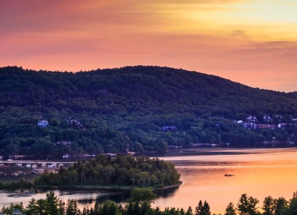 sunset in mont tremblant